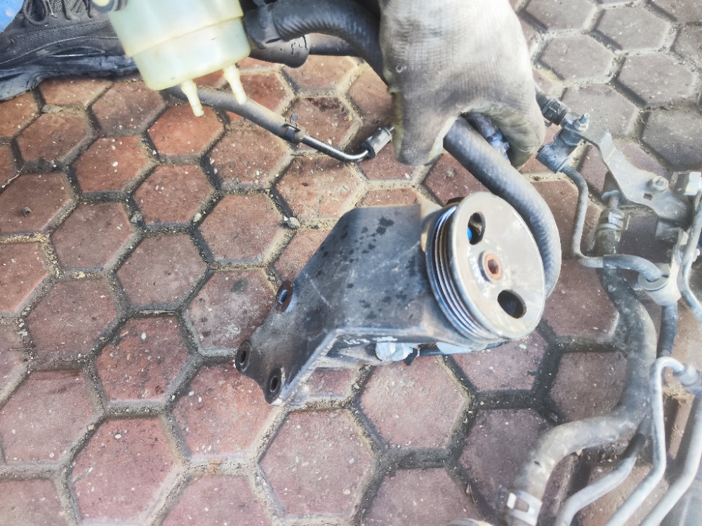letva volana servo pumpa kia pincato 06