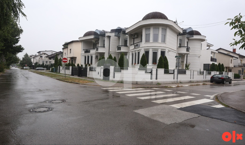 Luxuzna vila Ilidža 520m2 2