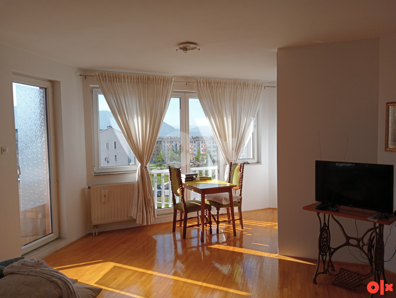 izdajem 1 soban Stan Istočno Sarajevo 63m2