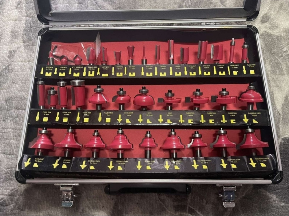 Set glodala frezera za drvo 6mm i 8mm 35 komada