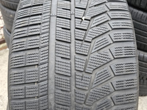 Prodajem 2 gume 295 35 23 Hankook