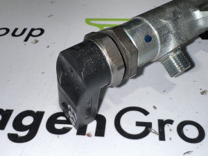 Senzor pritiska goriva rejl BMW E60 (fotografija 1)