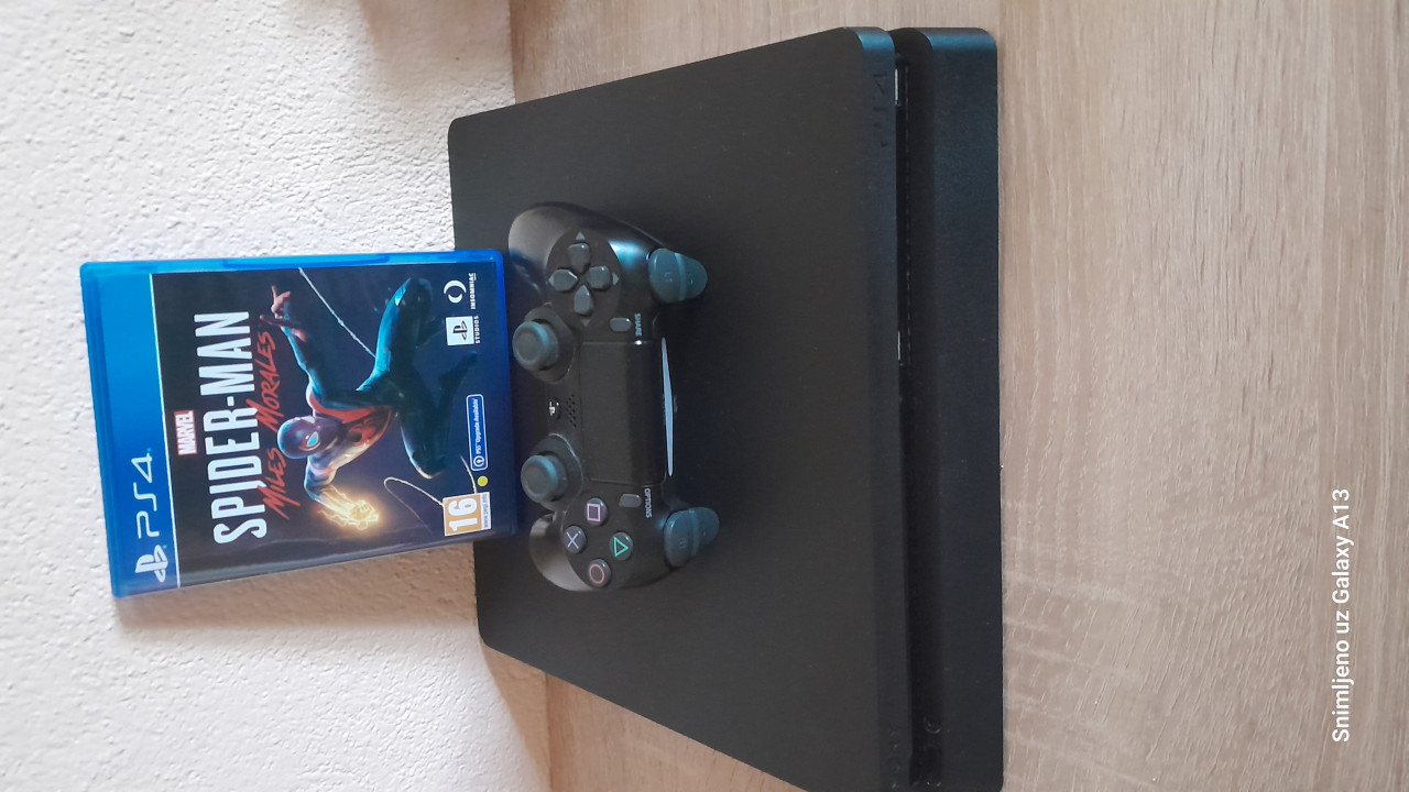 Playstation 4+Spider man miles morales