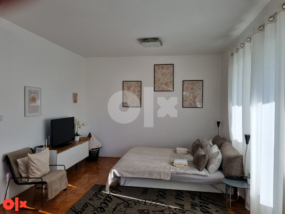 STAN NA DAN BANJA LUKA Tel:066/659-039  Parking besplatan 14