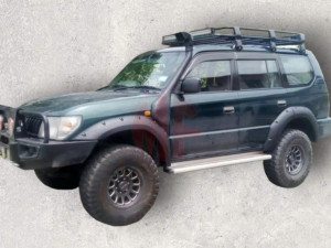 Toyota Land Cruiser 90 rubovi OFF ROAD oprema