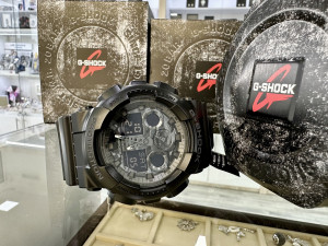 Rucni sat Casio G-Shock GA-100CF-1ADR