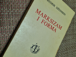 MARKSIZAM I FORMA - Frederik Džejmson
