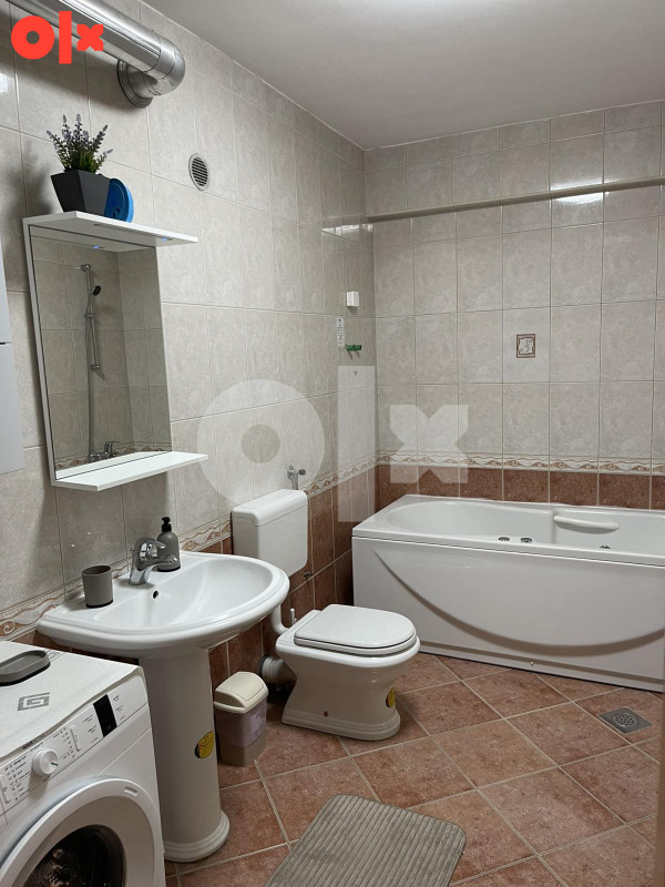 STAN NA DAN ILI DUŽE NOVA OTOKA kod ASA Bolnice 062-444-807 11