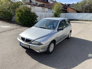 Lancia Y 1.2 151000km REGISTROVANA Servo