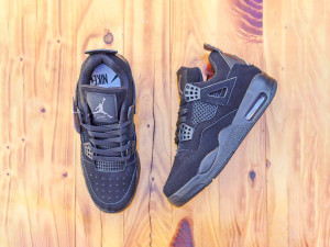 Jordan 4