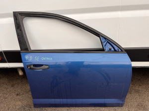 Prednja desna vrata Škoda Octavia 5E 2013-2017g