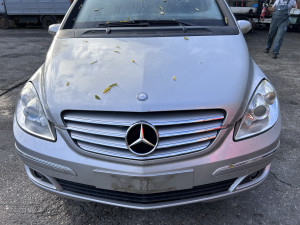 Dijelovi b klasa wagen zenica Mercedes W245 (fotografija 1)