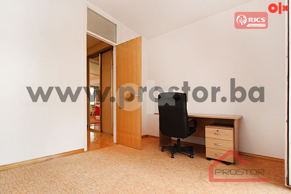 PROSTOR izdaje: Četverosoban stan, 134m2, Centar 11