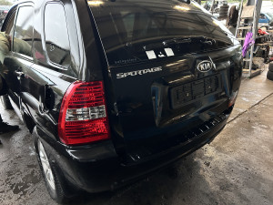 Dijelovi wagen zenica Kia Sportage 2008 (fotografija 2)
