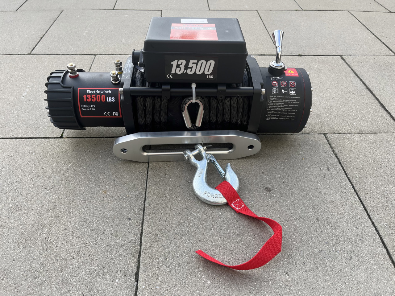 Vitlo 12V 6.2t  13500lbs sa sintetickim uzetom NOVO!!!