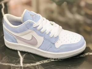 Jordan 1 Low