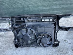 Prsa hkadnjaci ventilator Volkswagen Touran 2005 (fotografija 2)