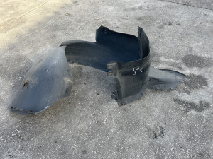 Blatobran pvc unutrasnji prednji lijevi Volkswagen Golf 5 (fotografija 2)
