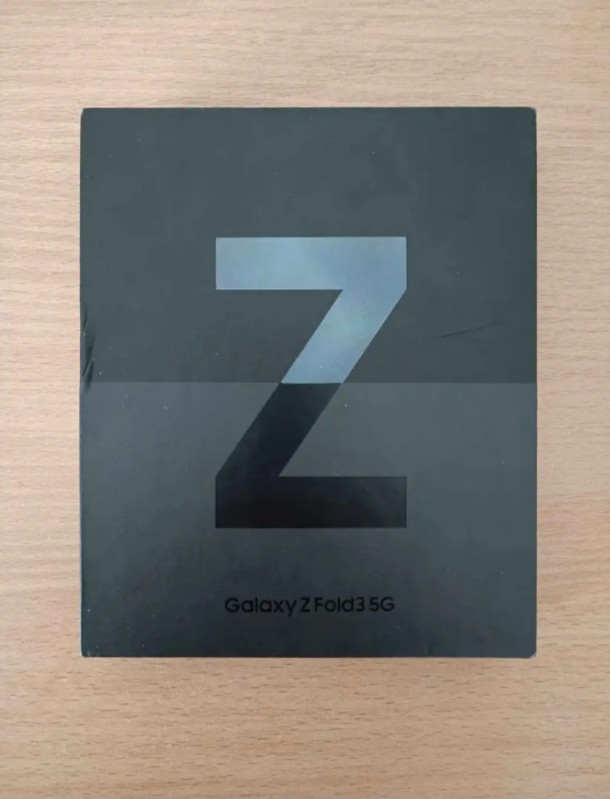 Samsung Galaxy Z Fold 3 5G | 12GB RAM 256GB | Phantom Black
