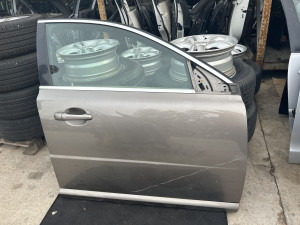 Vrata prednja desna Volvo V70 2010