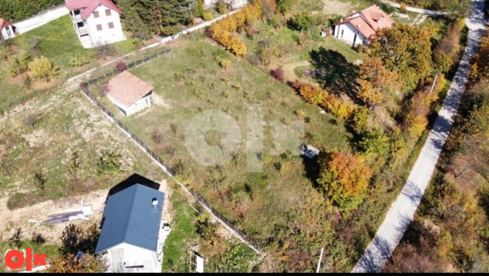 Zemljište Ilidža Vlakovo Gladno Polje mostarsko raskršće rakovica