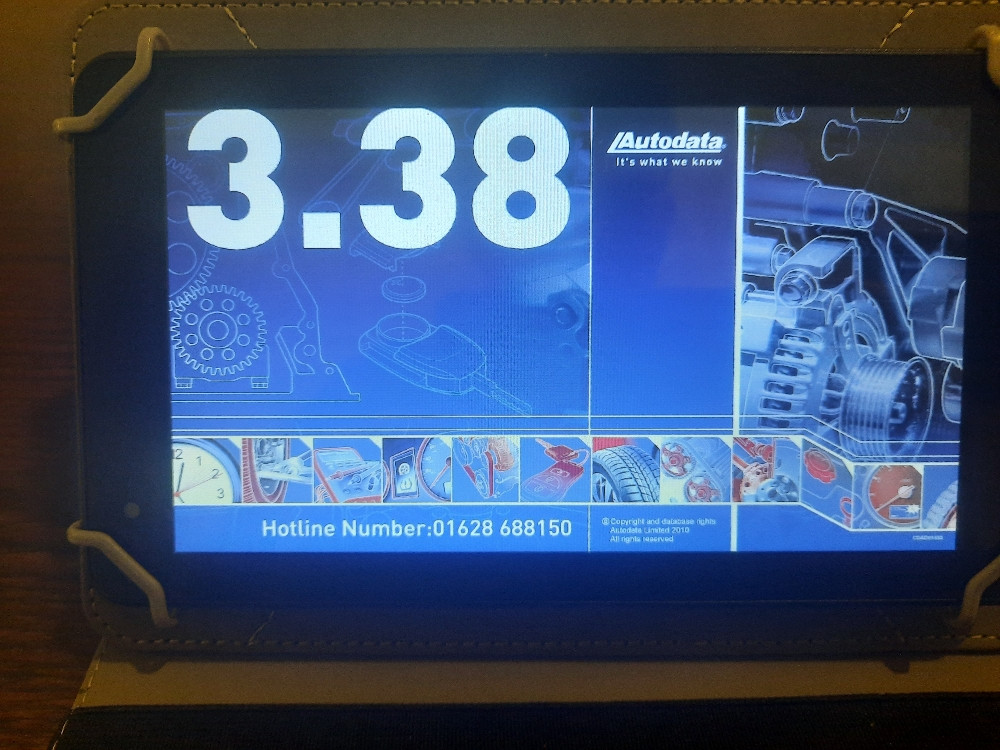 Windows tablet sa programom Autodata 3.38