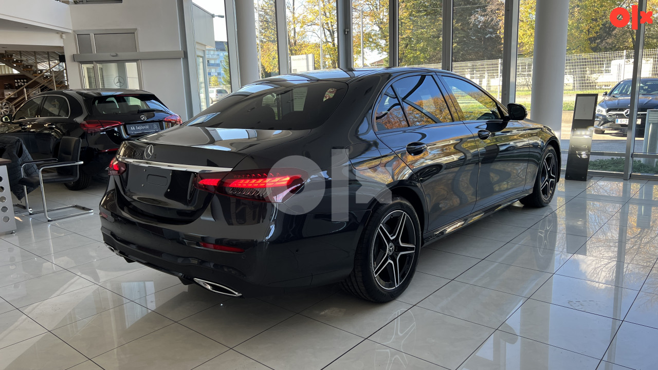 Mercedes-Benz E 220d 4M AMG/MLED/Grafit/200KS