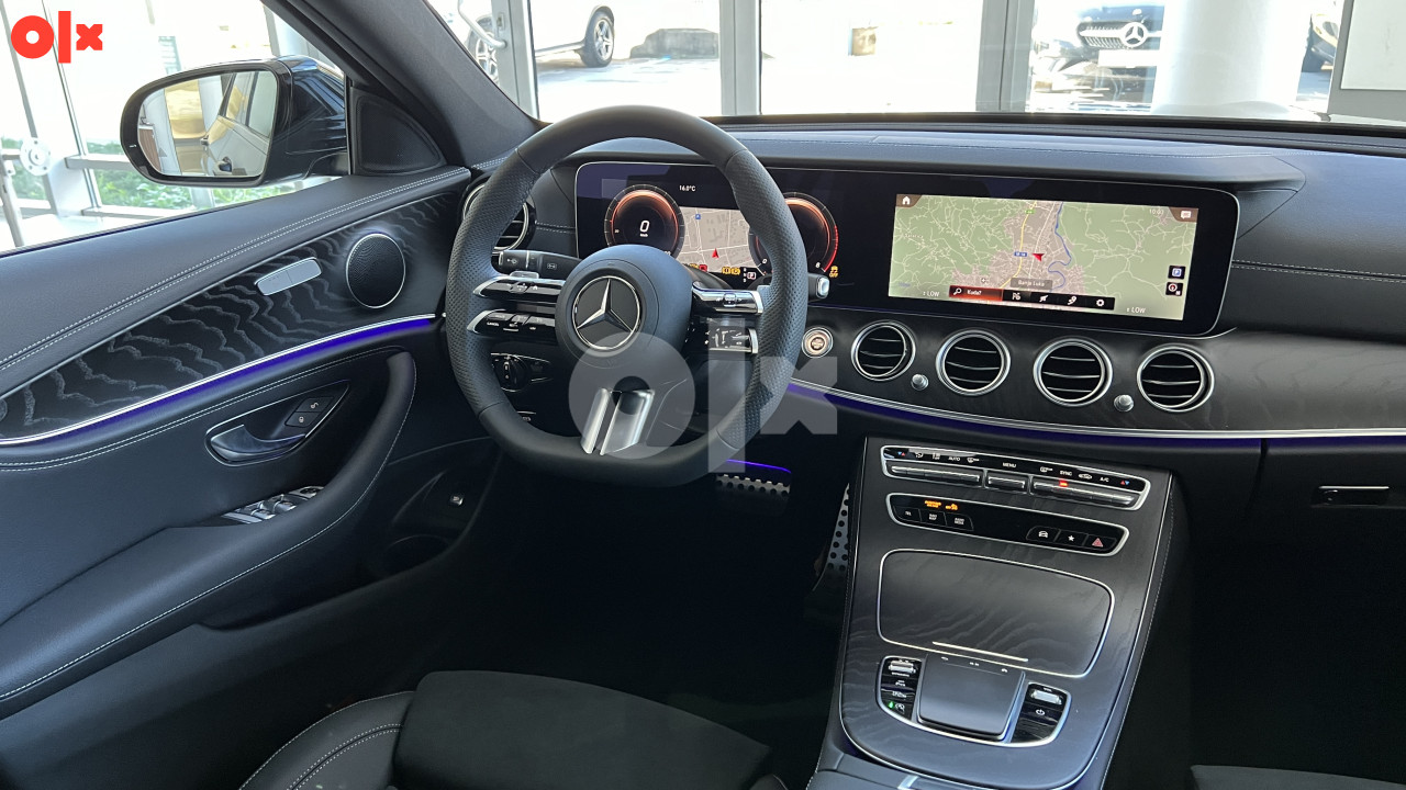 Mercedes-Benz E 220d 4M AMG/MLED/Grafit/200KS