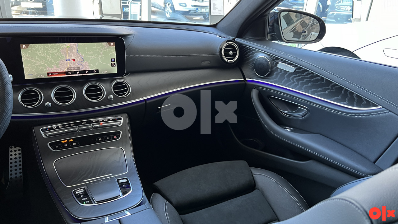 Mercedes-Benz E 220d 4M AMG/MLED/Grafit/200KS