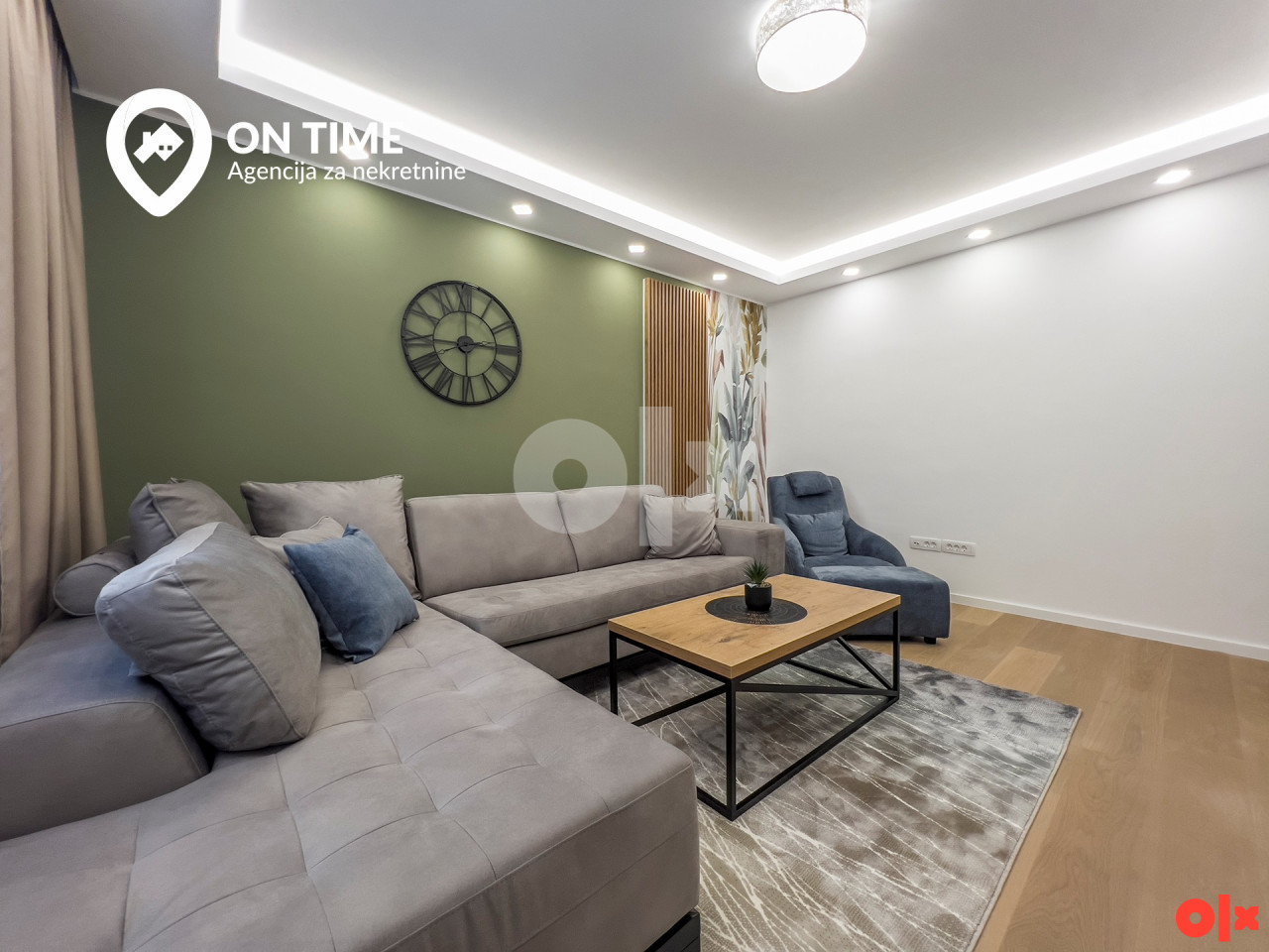 Dvosoban stan / Grbavica / 53m2 / NAMJEŠTEN 4