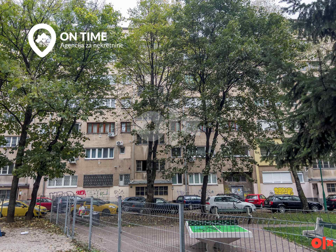 Dvosoban stan / Grbavica / 53m2 / NAMJEŠTEN 23