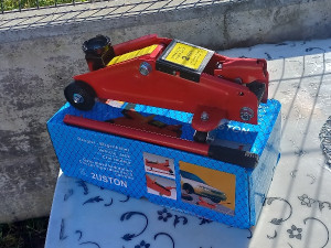 Dizalica krokodilka 2 t