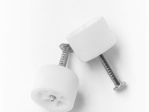 Nosač police sa ekserom