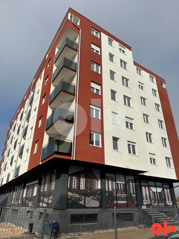 PRODAJA POSLOVNOG PROSTORA BIJELO POLJE,KULA!!! 500m2 2