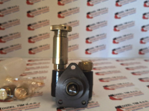 CAT, CATERPILLAR 3064, 3066 AC pumpa  255-2969