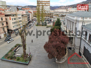 PROSTOR izdaje: Dvosoban stan, Centar