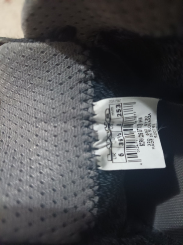 Lowa ženske patike br.39.5 gore_tex