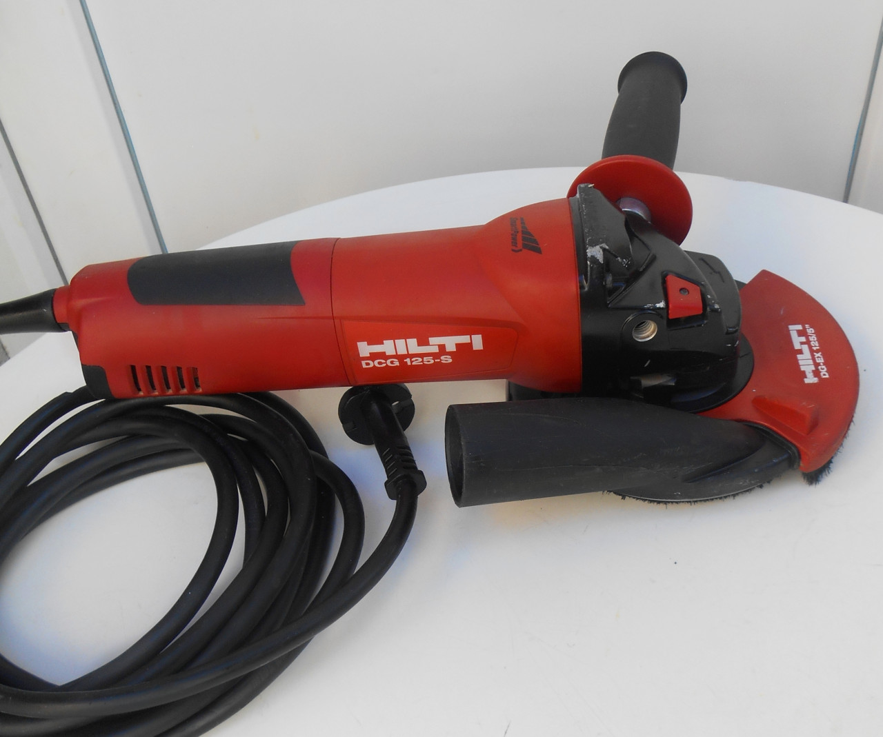 Brusilica- polirka za beton,kamen Hilti DCG 125-S 1400W