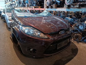 Ford Fiesta 2010 1.6 tdci-dijelovi limarije i mehanike