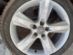 Rabljennih 8 zimski guma Opel Mokka