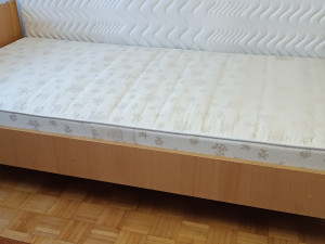 Krevet  sa madracem