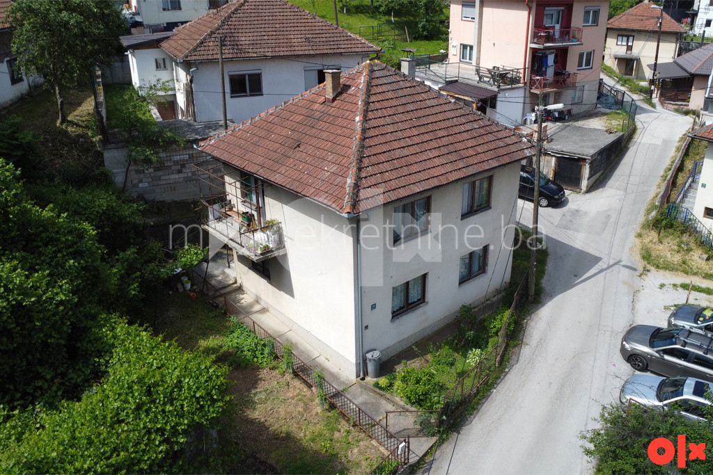 m2: Novo Sarajevo, Kovačići. Kuća sa dva stana 142m2