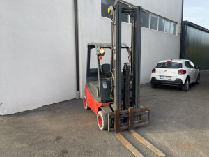 VILJUSKAR LINDE H20 LPG  2015 godina Triplex 6,2m