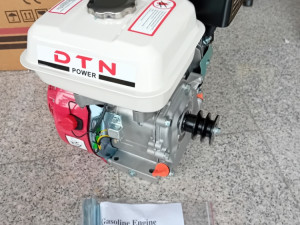 BENZIN MOTOR 7 KS ZA FEZU VIBRO PLOCU ZABU MOTOKULTIVATOR