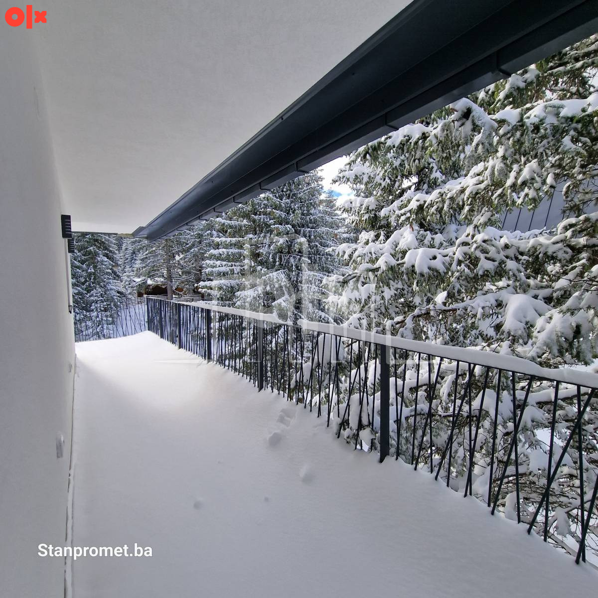 Opremljen i nov apartman Jahorina Dvorišta prodaja 6