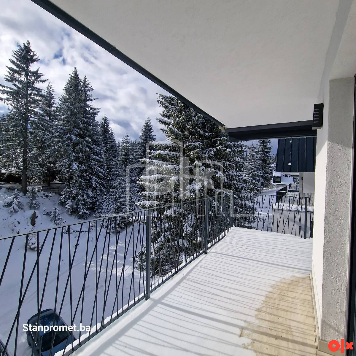 Opremljen i nov apartman Jahorina Dvorišta prodaja 9