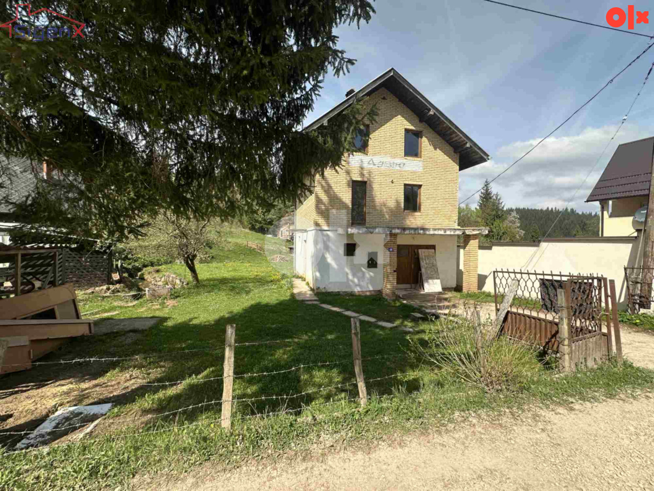 Kuća / Vikendica sa zemljištem / Jahorinski potok / Ravna planina