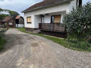 EOS / Farma / Donji Žabar / 2.563 m2