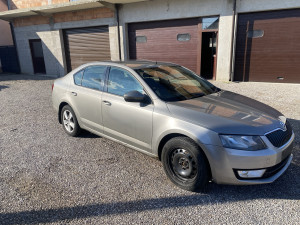 Skoda Octavia 1,6 tdi 2015 g dijelovi