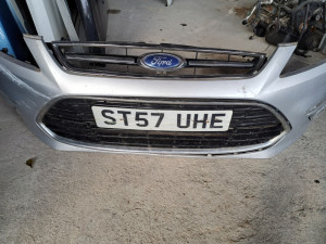 Ford mondeo branik
